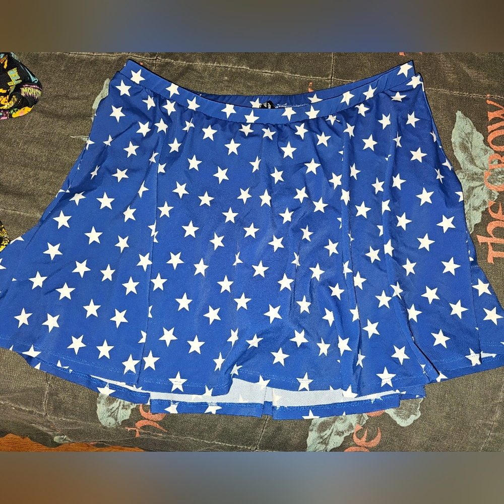 Torrid size 2 wonder woman swim skirt